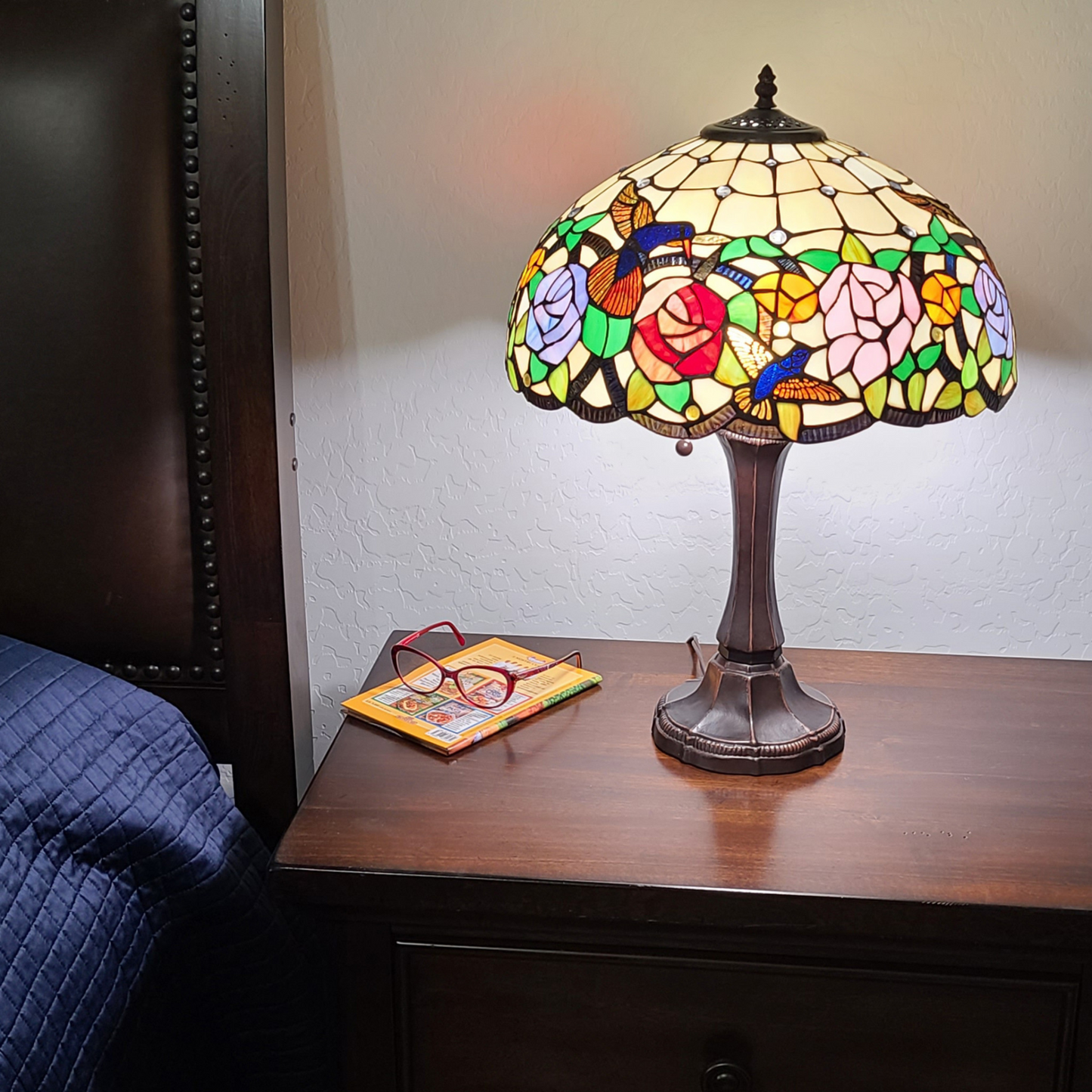 Cora Stained Glass Hummingbird Table Lamp