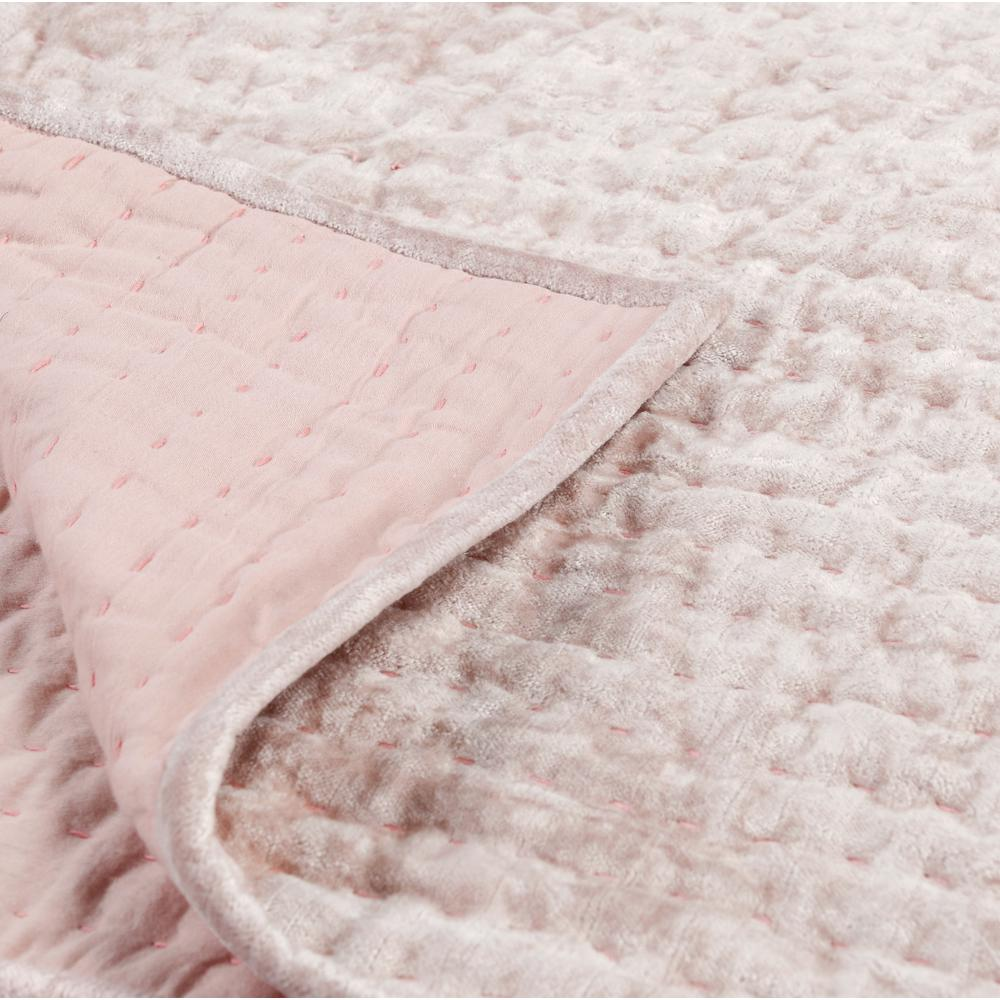 Dimitry 100% Rayon Velvet Bliss Pink Queen Quilt by Kosas Home